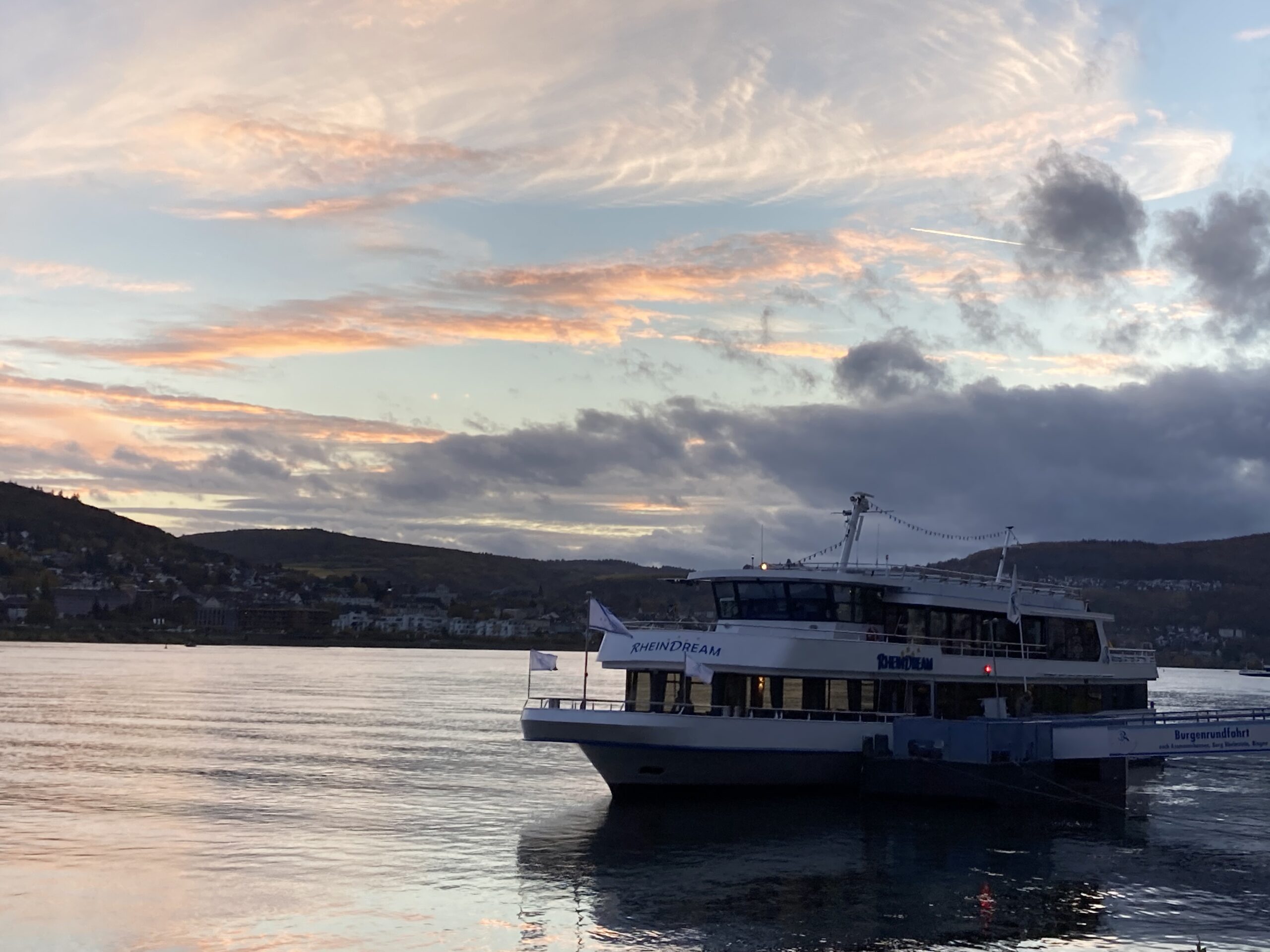 RÖSSLER Linie Rüdesheim & Assmanshausen