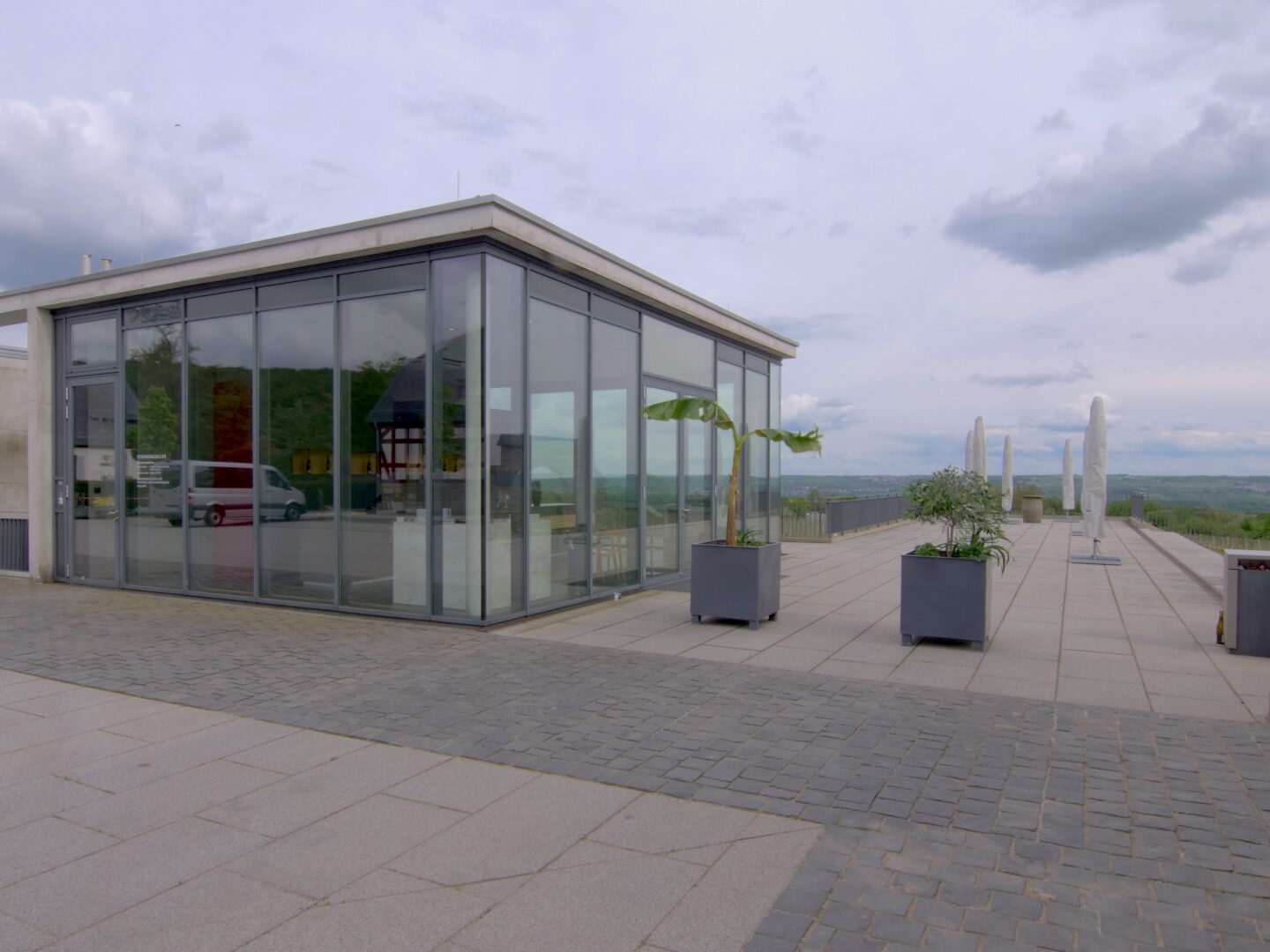Die Domäne Steinberg im Rheingau - moderne Architektur trifft auf ...