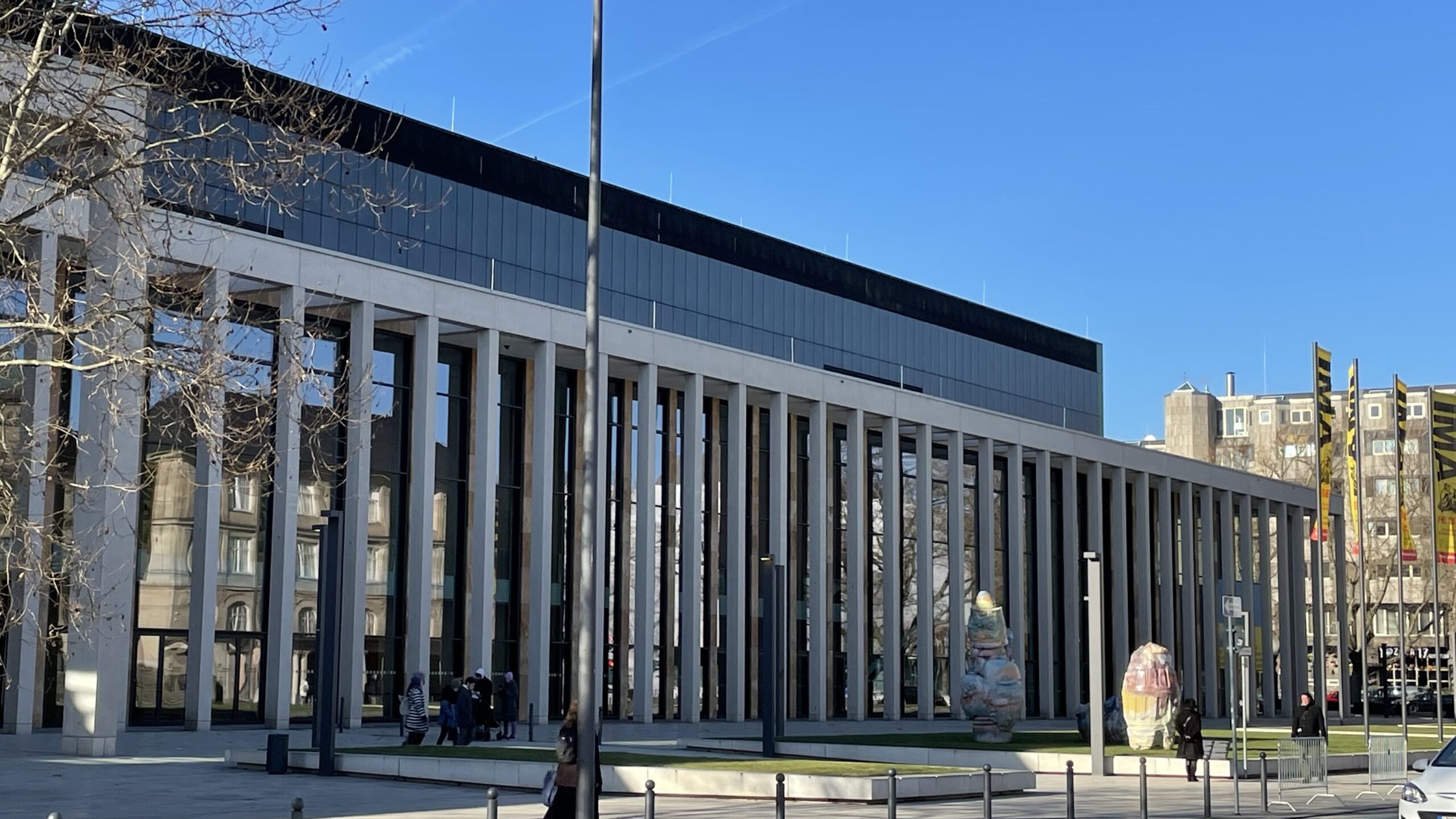 Architekturreisen buchen - jetzt mit the good place Wiesbaden entdecken und z.B. das RMCC besichtigen