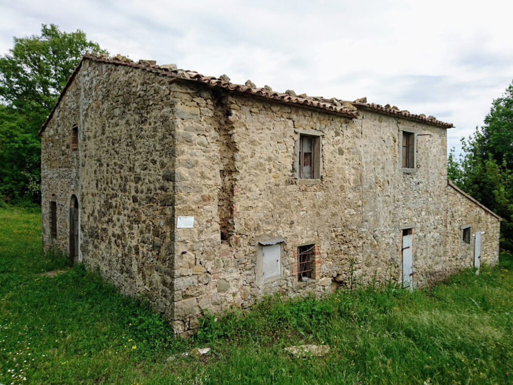 rustico / landhaus mit sanierungsbedarf und entwicklungspotential in der toskana in der maremma kaufen
